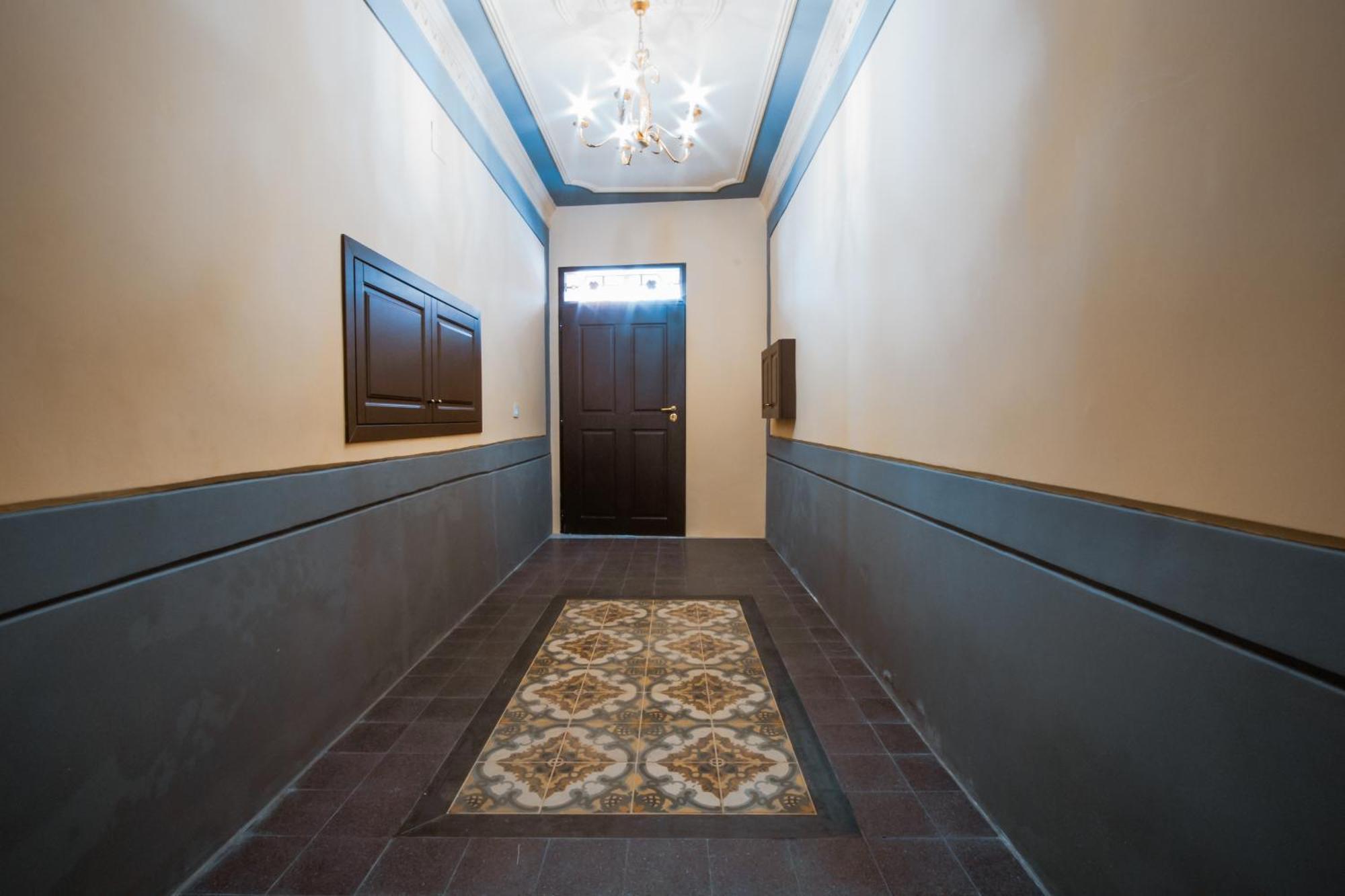 Palazzo Marevento Apartment Bari Bagian luar foto